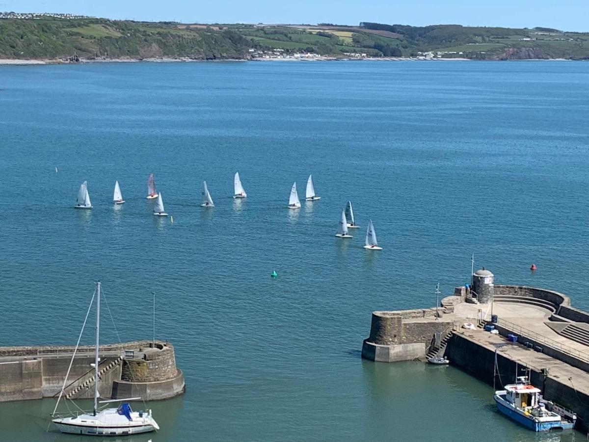 Beach House With Sea Views Over Saundersfoot Bay 외부 사진